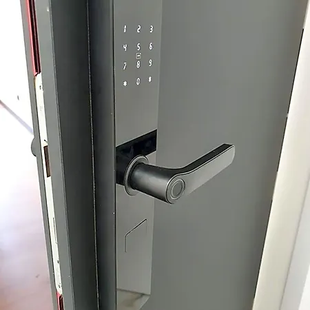 Tumski Free Parking Self Check-in 24h شقة *