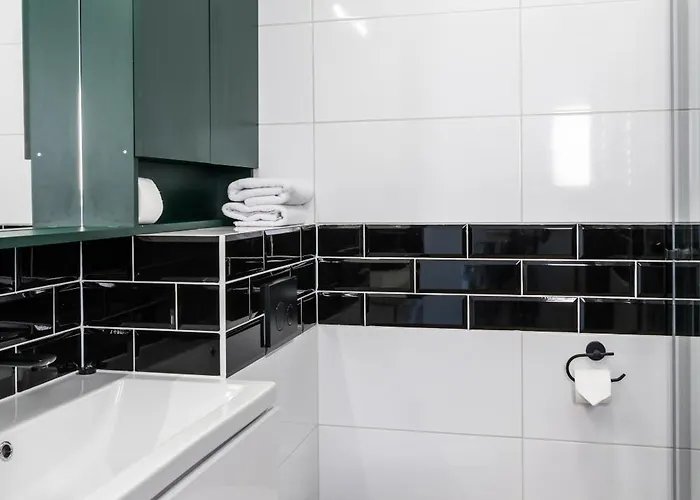 Tumski Free Parking Self Check-in 24h * Познань